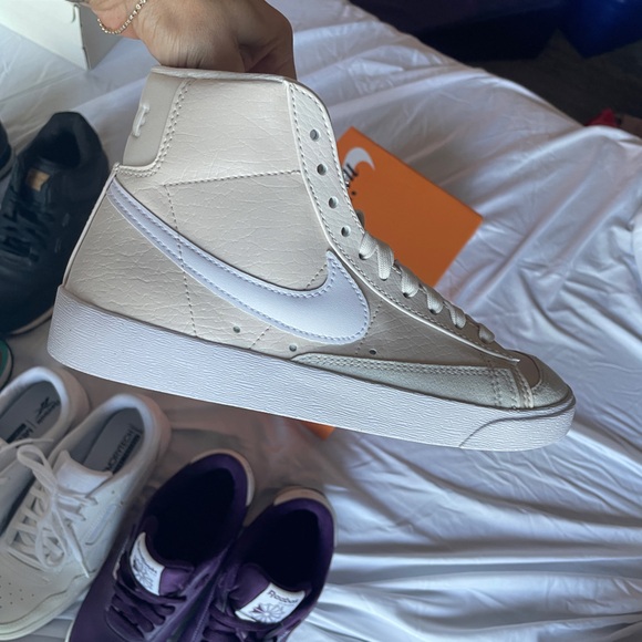NWT- Nike Women’s Blazer Mid ‘77 Next Nature size 6 - Picture 2 of 6